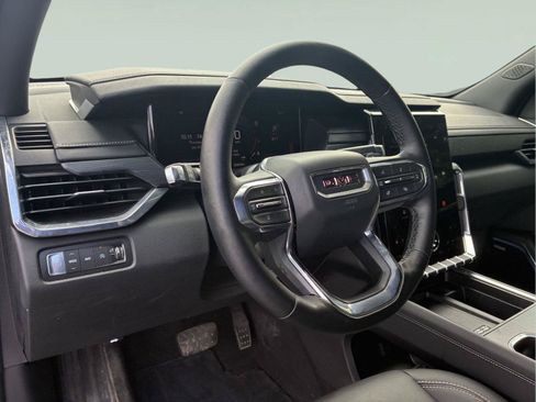 Used 2025 GMC Acadia Elevation w/ Elevation Premium Package AWD/4WD image 53