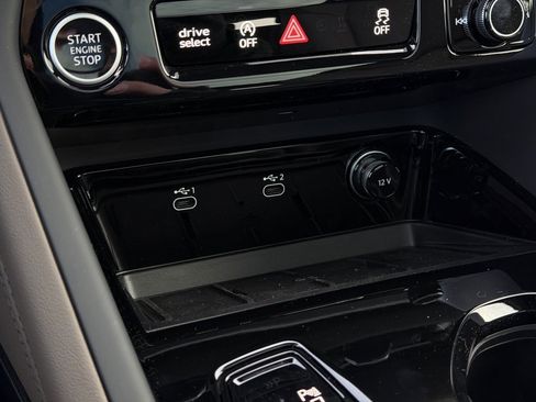 New 2025 Audi Q5 Premium Plus image 29