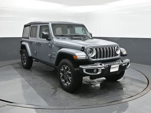 Used 2024 Jeep Wrangler Sahara w/ Technology Group image 22