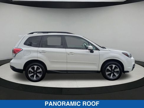 Used 2018 Subaru Forester 2.5i Limited AWD/4WD image 2