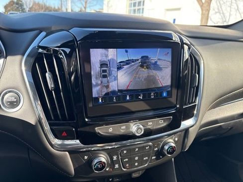 Certified 2023 Chevrolet Traverse Premier image 17