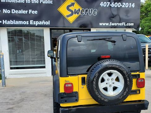 Used 2004 Jeep Wrangler 4WD image 13