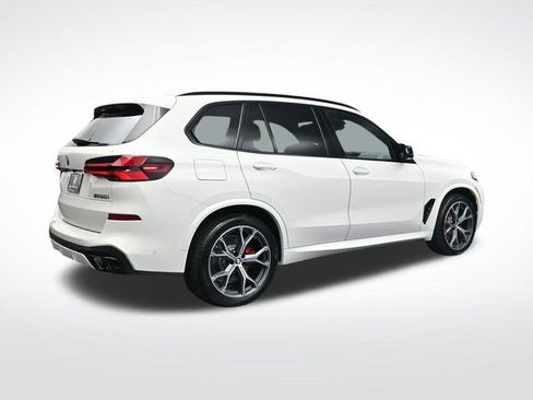 New 2026 BMW X5 M60i w/ Climate Comfort Package image 4