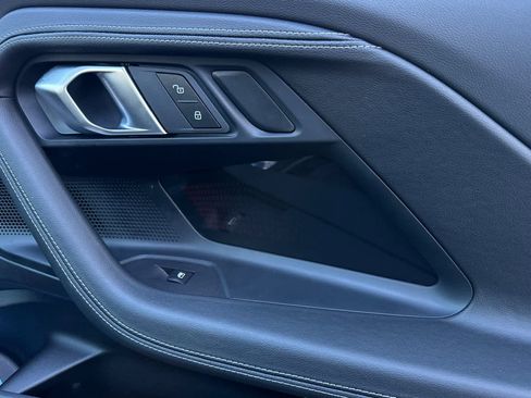 Used 2025 BMW 230i Coupe w/ M Sport Package image 17