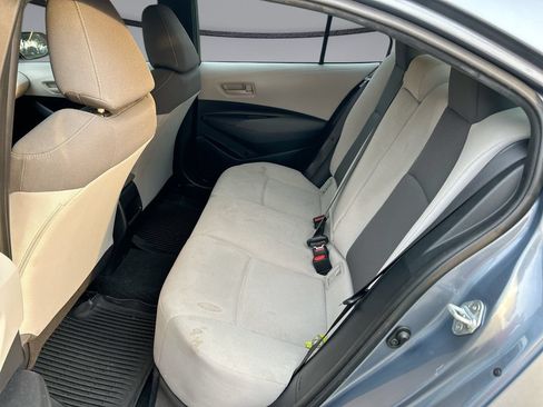 Used 2022 Toyota Corolla LE FWD image 27