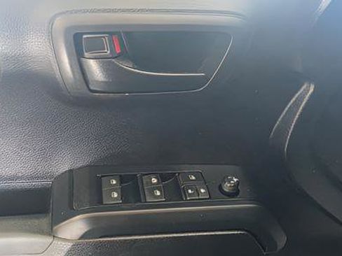 Used 2021 Toyota Tacoma SR image 12