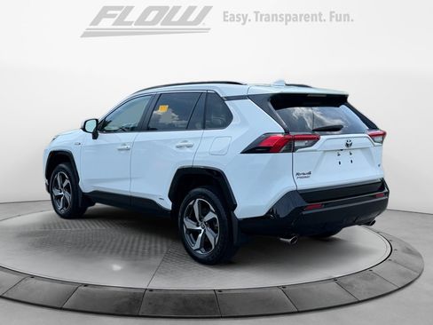 Used 2021 Toyota RAV4 SE w/ Weather & Moonroof Package AWD/4WD image 6