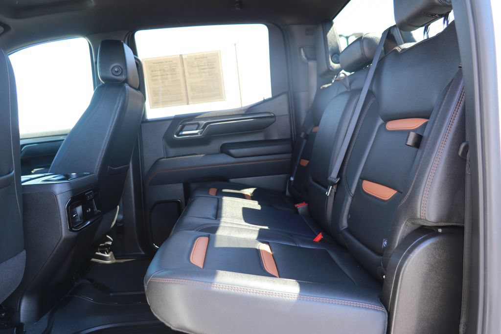 Used 2025 GMC Sierra 1500 AT4 AWD/4WD image 13