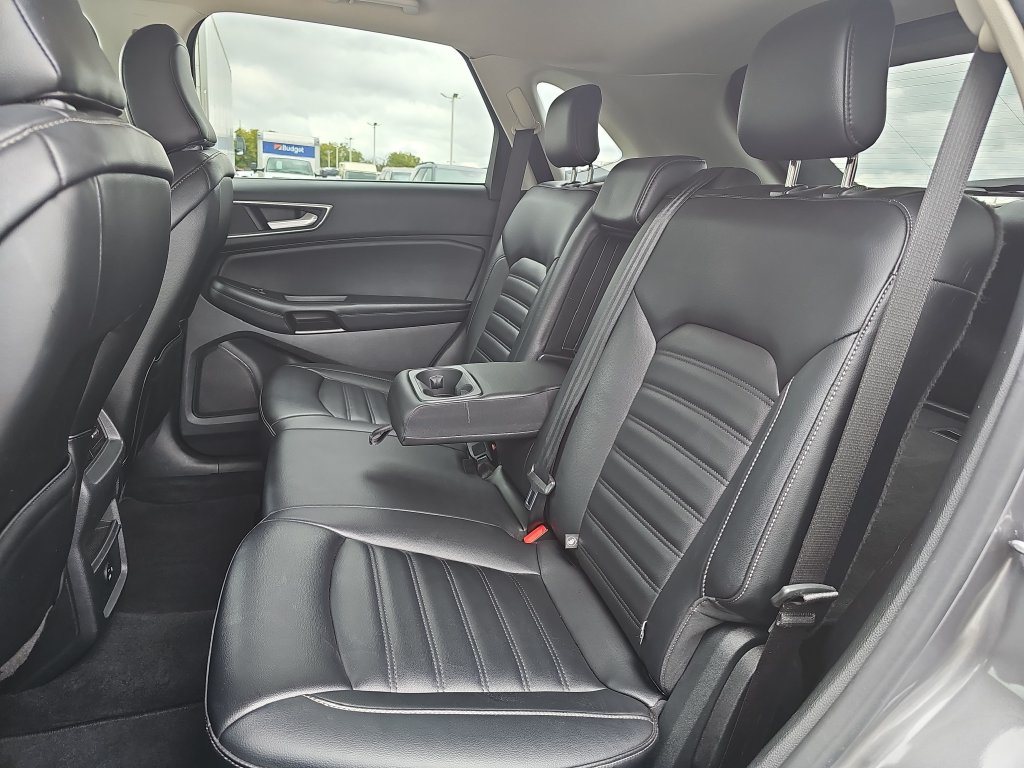 Used 2022 Ford Edge SEL AWD/4WD image 13