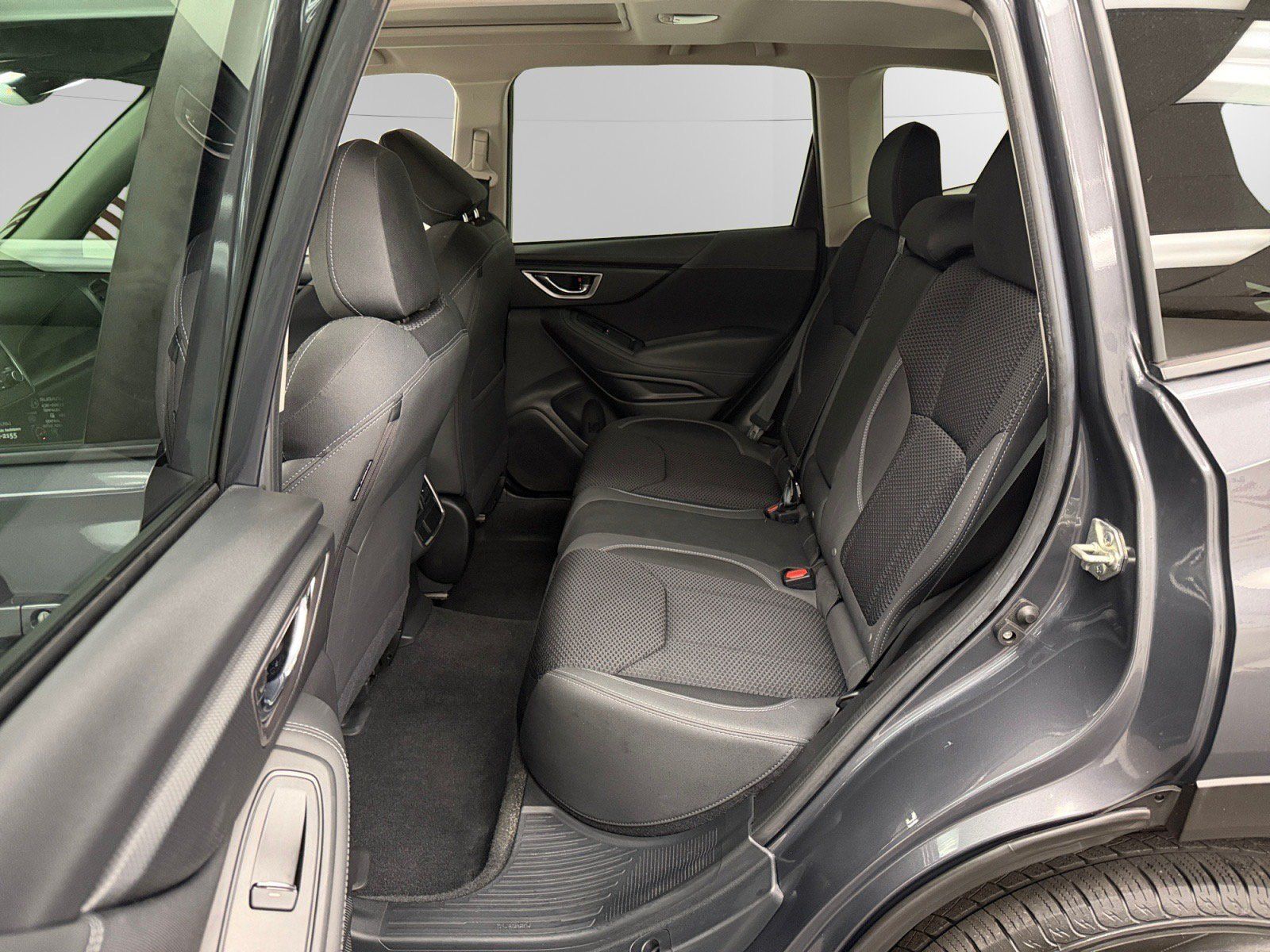 Used 2021 Subaru Forester Premium AWD/4WD image 13