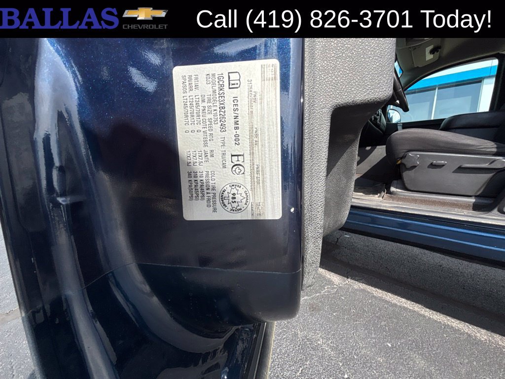 Used 2011 Chevrolet Silverado 1500 LT AWD/4WD image 17
