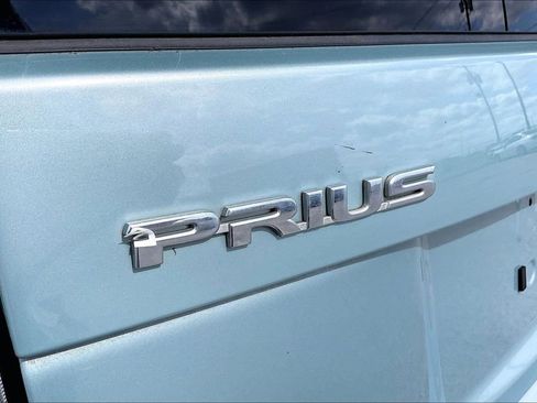 Used 2012 Toyota Prius Two FWD image 19