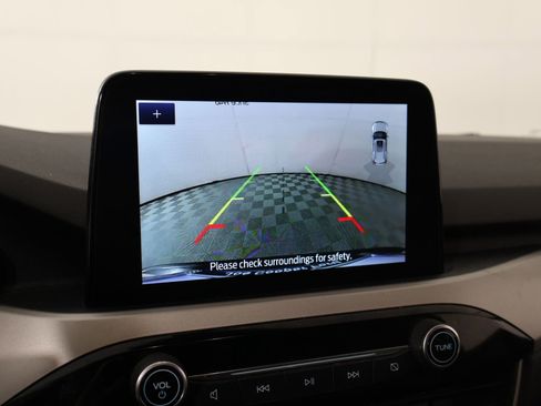 Used 2022 Ford Escape SE FWD image 6