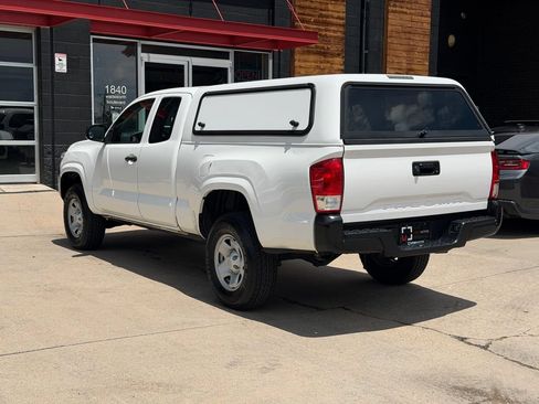 Used 2016 Toyota Tacoma SR RWD image 3