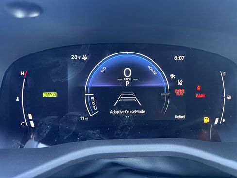 Used 2026 Toyota Camry SE image 23