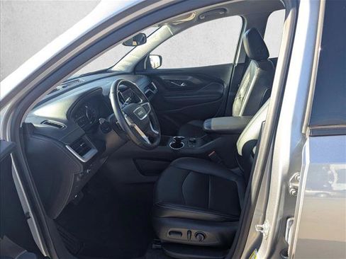 Used 2024 GMC Terrain SLT AWD/4WD image 14
