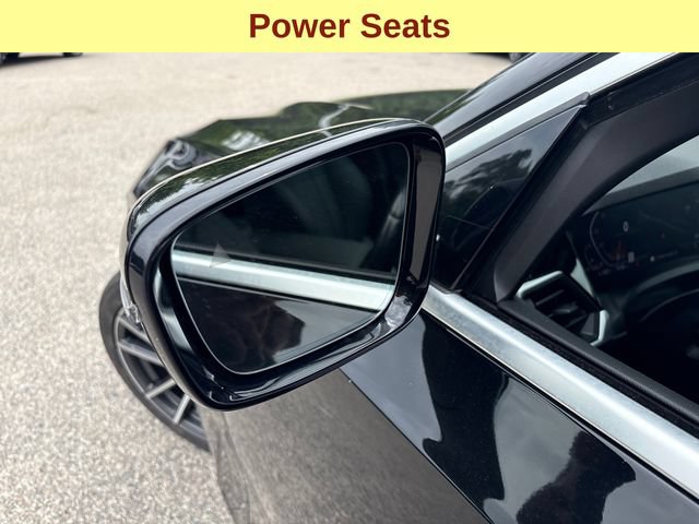 Used 2019 BMW 330i xDrive Sedan w/ Premium Package AWD/4WD image 7