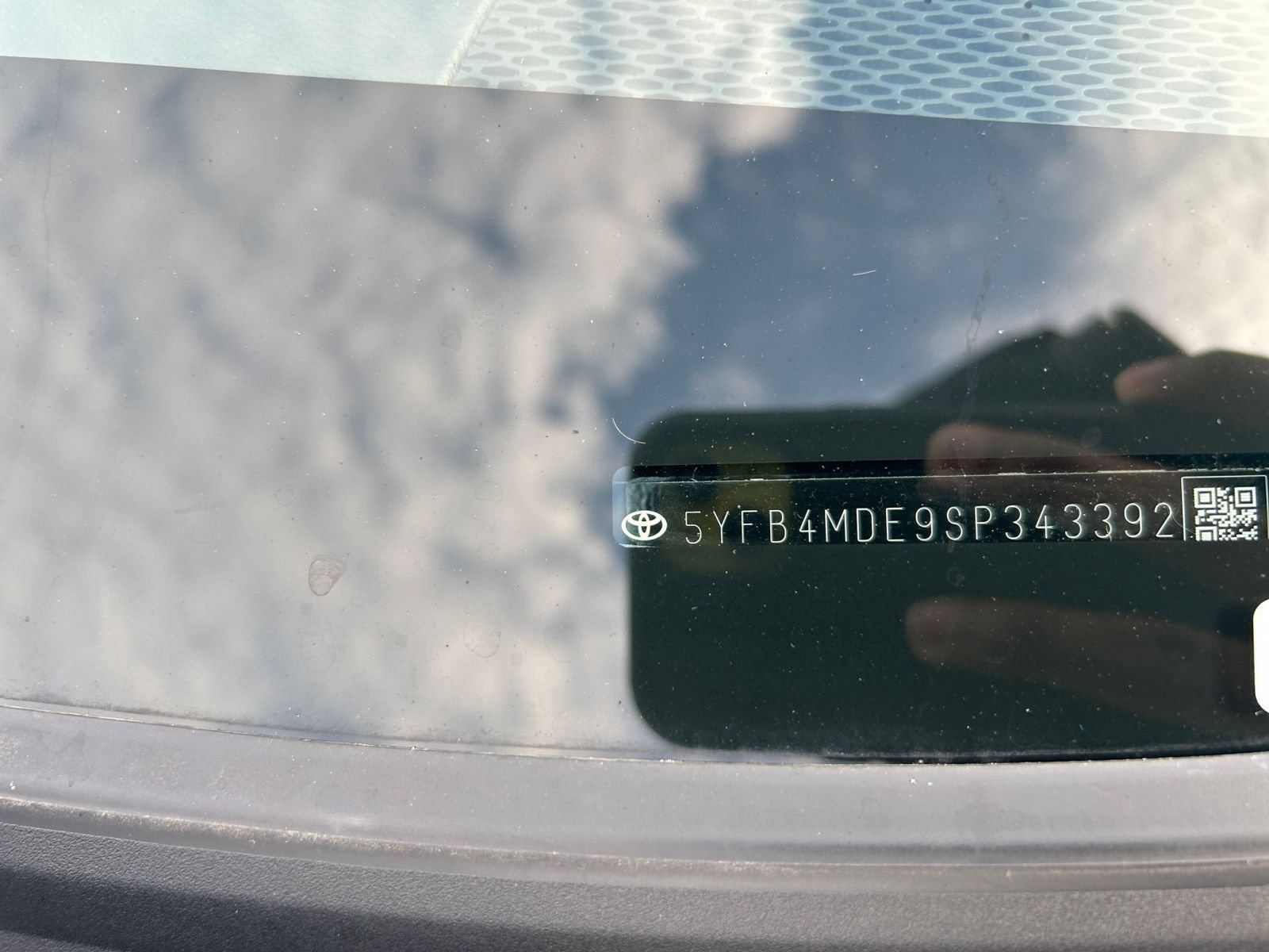 Used 2025 Toyota Corolla LE FWD image 22