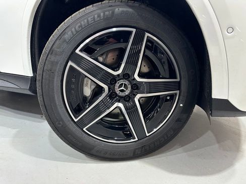 New 2026 Mercedes-Benz GLC 300 4MATIC image 9