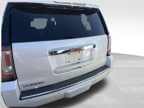 Used 2019 GMC Yukon Denali w/ Denali Ultimate Package AWD/4WD image 11