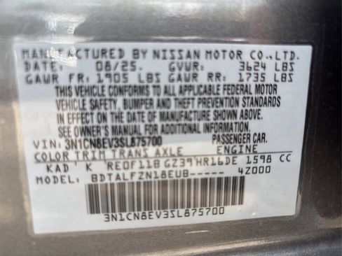 Certified 2025 Nissan Versa SV w/ Trunk Package FWD image 16