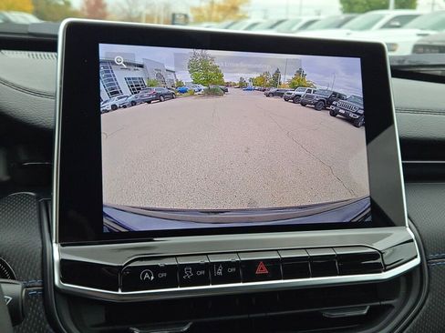 New 2026 Jeep Compass Latitude image 27