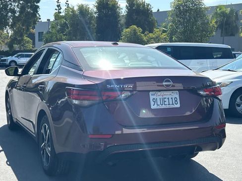 Used 2024 Nissan Sentra SV FWD image 2