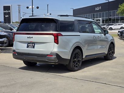 New 2026 Kia Carnival SX w/ SX Dark Edition Package