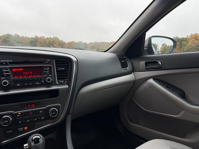 Used 2013 Kia Optima LX FWD image 10