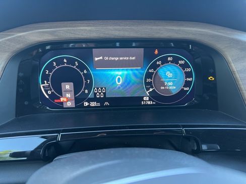 Used 2024 Volkswagen Atlas SE FWD image 12