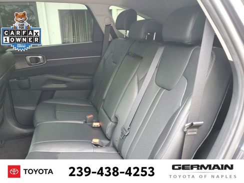 Used 2022 Kia Sorento S image 20