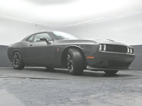 Used 2021 Dodge Challenger R/T Scat Pack image 32