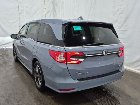 Used 2023 Honda Odyssey Touring image 6