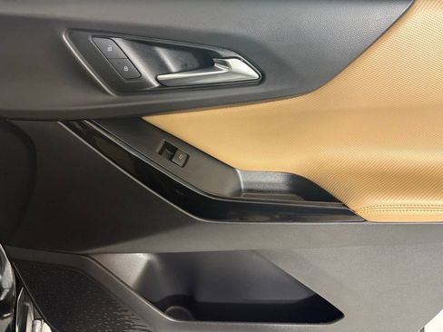 Used 2026 Chevrolet Equinox ACTIV w/ Convenience Package III image 14