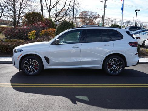New 2026 BMW X5 M60i w/ Executive Package image 17