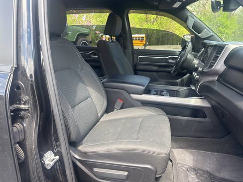 Used 2019 RAM 1500 Big Horn AWD/4WD image 30