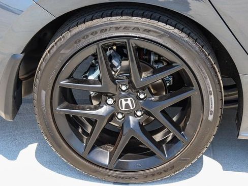 Certified 2025 Honda Civic Sport image 9