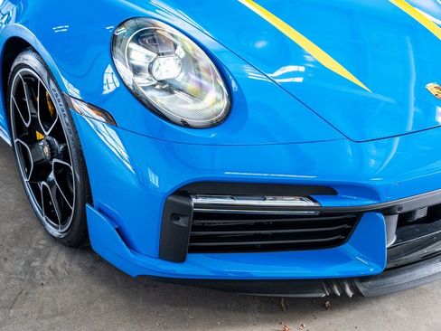 Used 2022 Porsche 911 Turbo S image 19