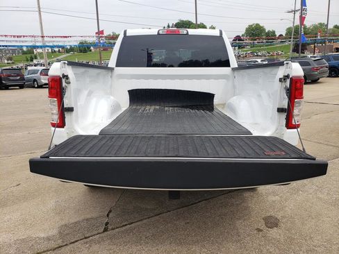 Used 2022 RAM 1500 Big Horn AWD/4WD image 5