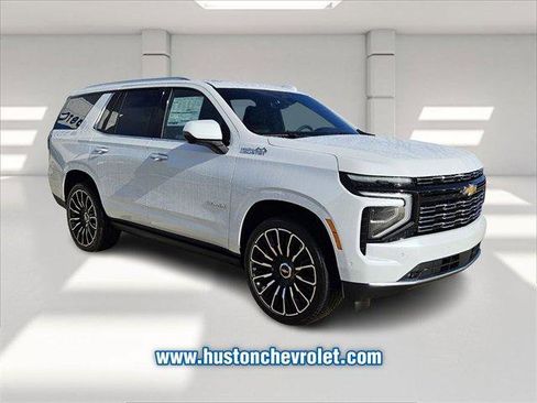 Used 2026 Chevrolet Tahoe High Country AWD/4WD image 7