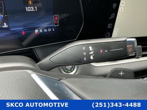 Used 2025 Chevrolet Equinox LT AWD/4WD image 23