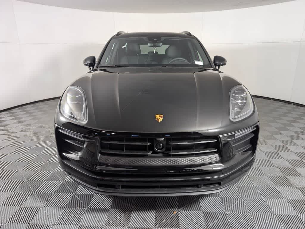 Used 2026 Porsche Macan AWD/4WD image 11