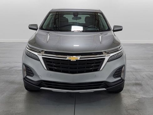 Used 2023 Chevrolet Equinox LT image 3