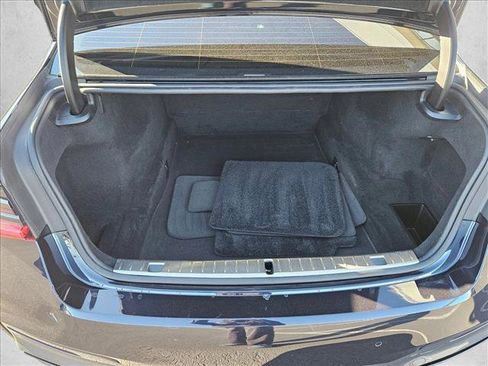 Used 2022 BMW 750i xDrive 750i xDrive image 6