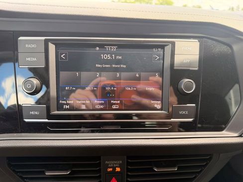 Used 2023 Volkswagen Jetta SE FWD image 27