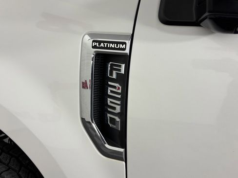 Used 2018 Ford F250 Platinum w/ Platinum Ultimate Package image 11