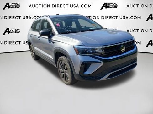 Used 2024 Volkswagen Taos S FWD image 8