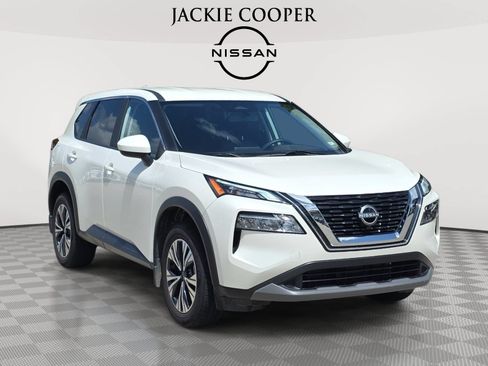 Used 2023 Nissan Rogue SV FWD image 3
