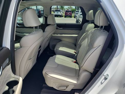 Used 2020 Hyundai Palisade Limited FWD image 11