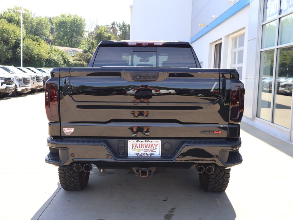 Certified 2023 GMC Sierra 1500 AT4 w/ AT4 Premium Package AWD/4WD image 9